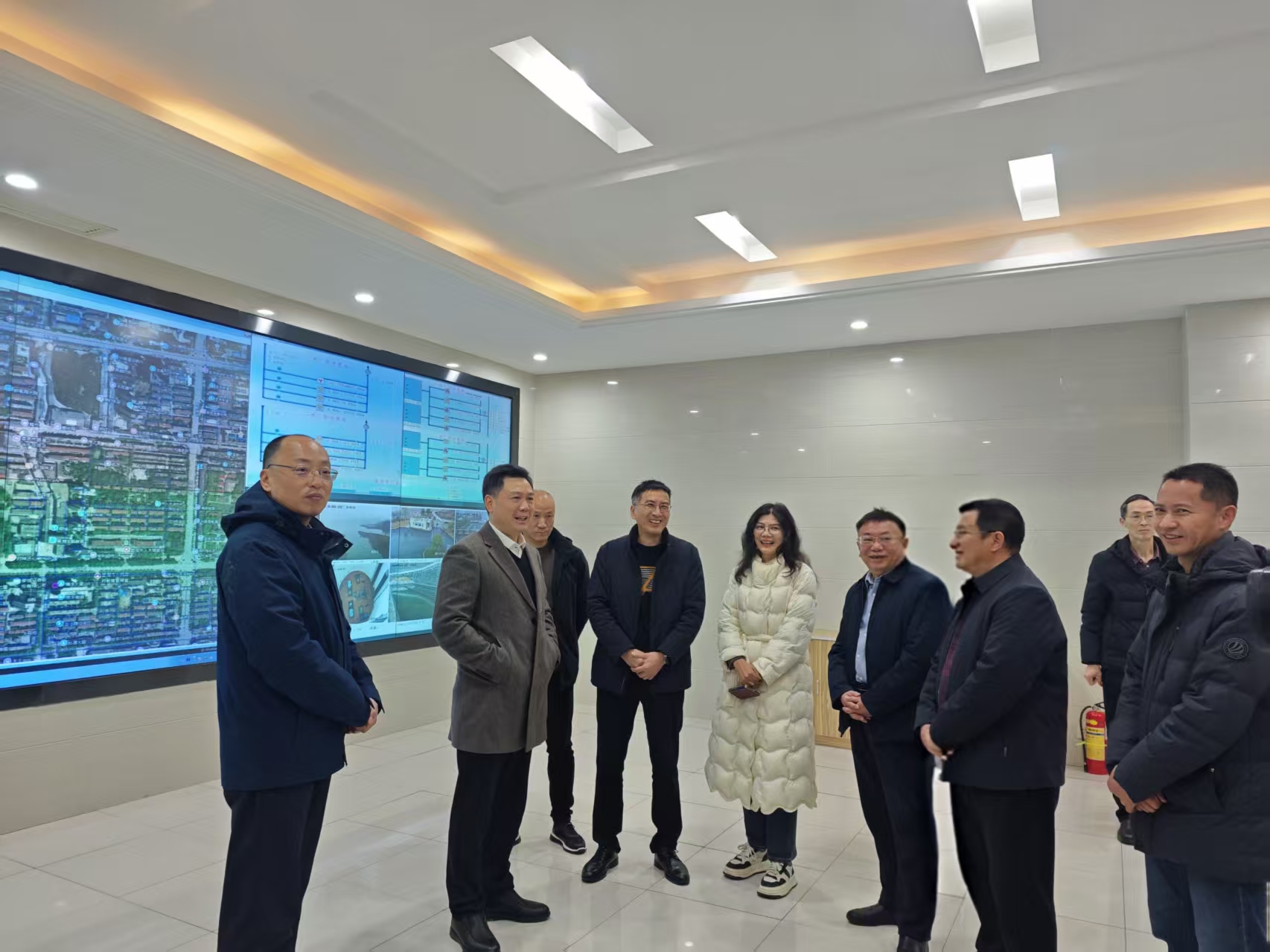 4c41d0510e98a06d4fb628aa67e4e6e3.jpg 4c41d0510e98a06d4fb628aa67e4e6e3.jpg